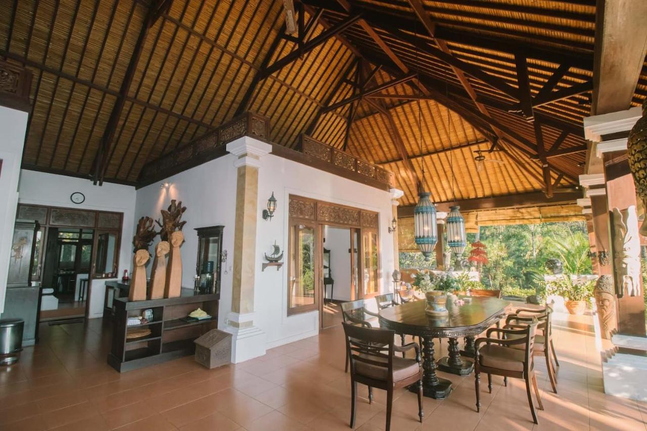 Bali North Beach B&B Tianyar ภายนอก รูปภาพ