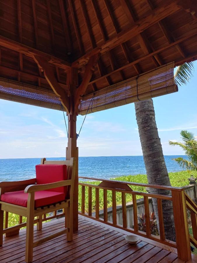 Bali North Beach B&B Tianyar ภายนอก รูปภาพ