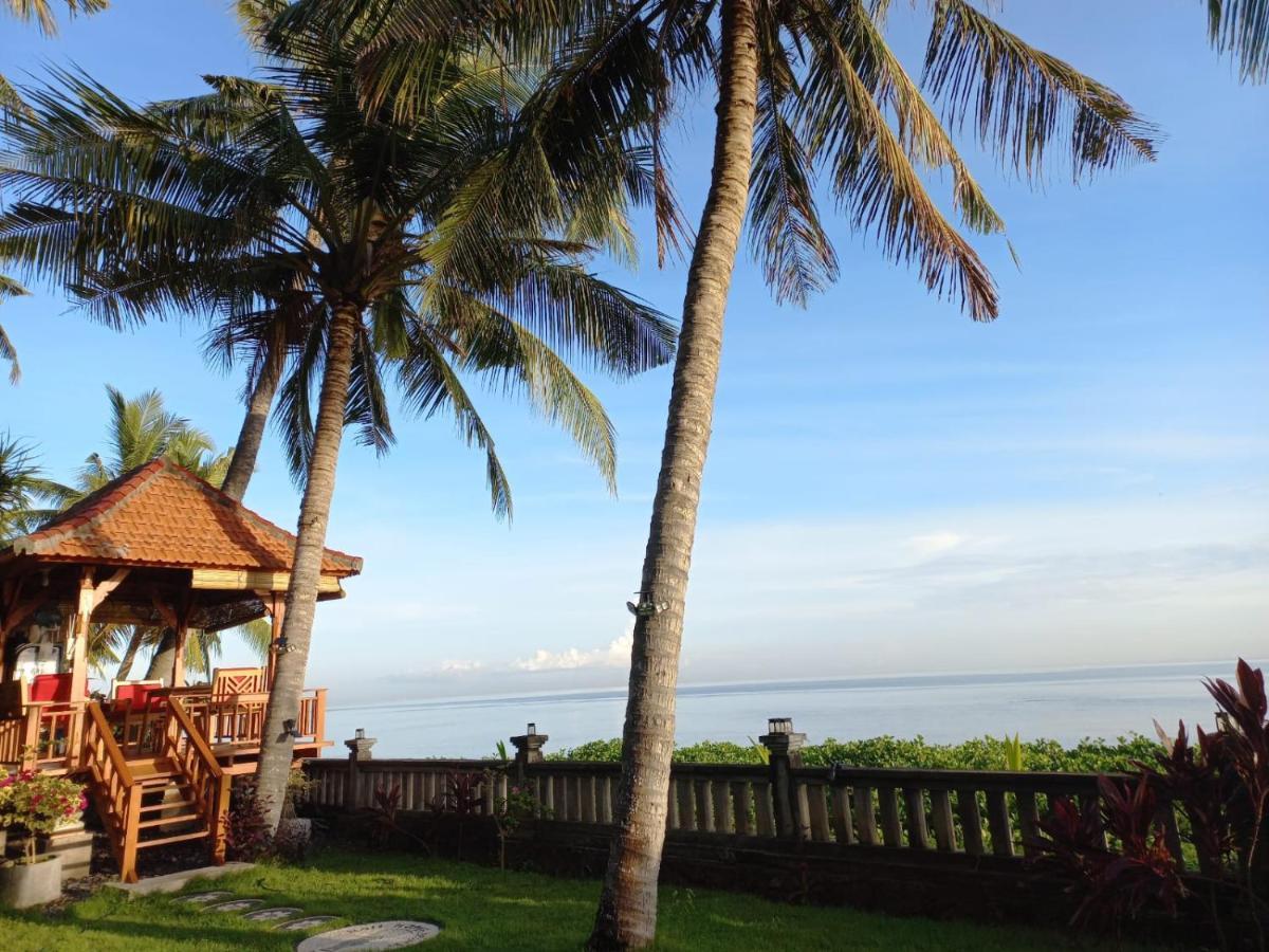 Bali North Beach B&B Tianyar ภายนอก รูปภาพ
